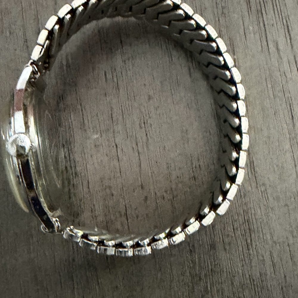 Vintage Helbros Silver Men's Self-Winding Watch - Picture 5 of 6